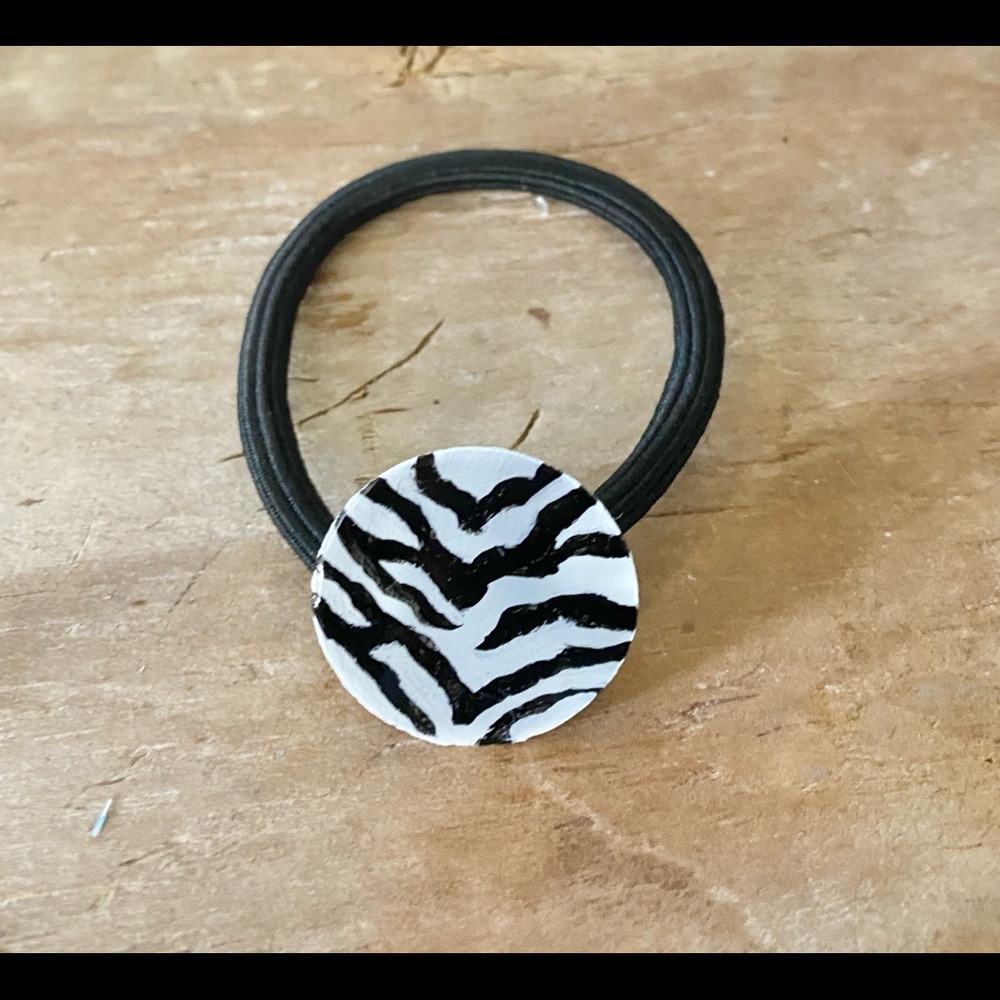 Zebra Print Resin Ponytail Holder